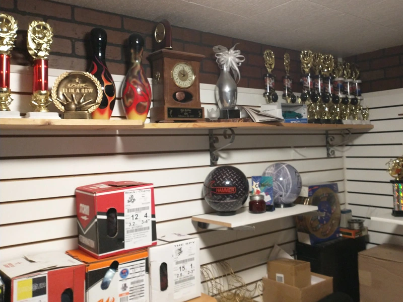 Pro Shop Trophy Shelf